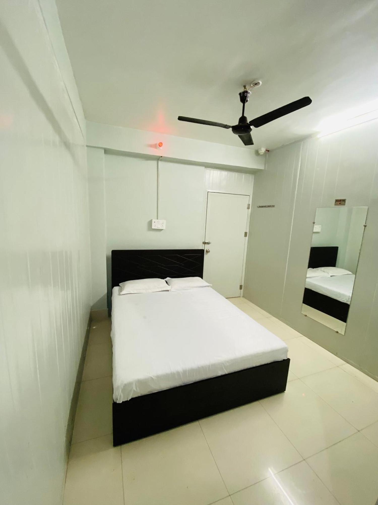 Homestay Ac Dormitory Νέο Δελχί Εξωτερικό φωτογραφία