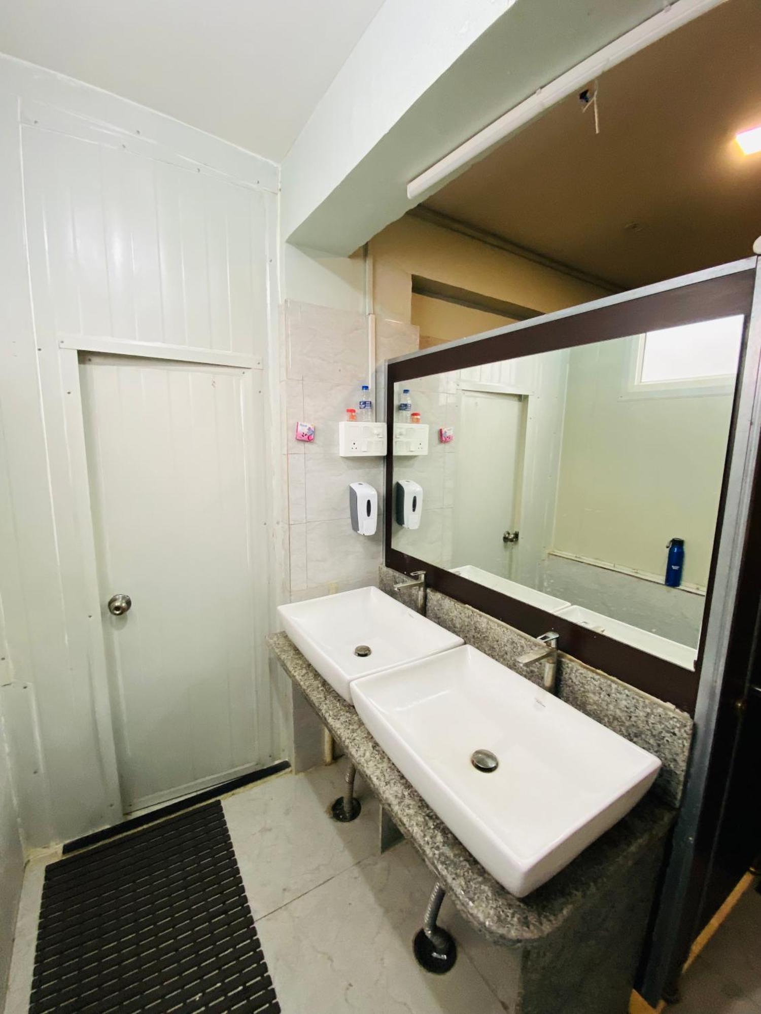 Homestay Ac Dormitory Νέο Δελχί Εξωτερικό φωτογραφία